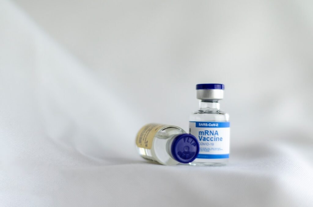 Photo Vaccine vials